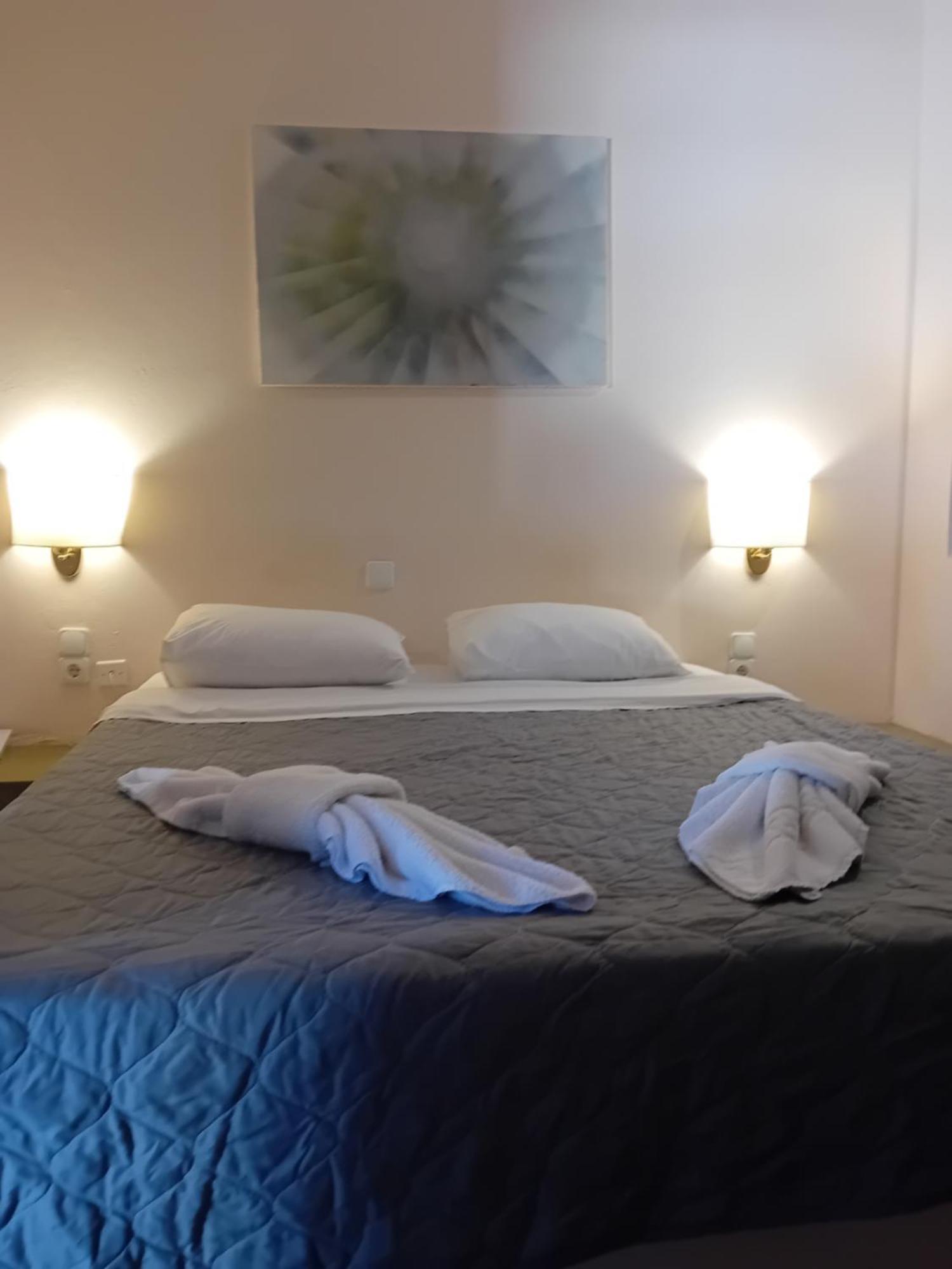 Heliotopos Apartments โตโล ภายนอก รูปภาพ